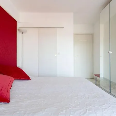 Apartment F3 Vue Mer Et Croisette *